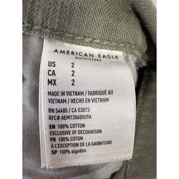 American Eagle‎ Olive Green Distressed Denim Mom Shorts Rips Raw Hem Size 2 - Picture 4 of 6